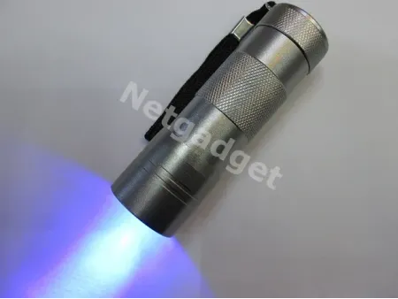 Lampe de poche UV ultraviolet à LED - Netgadget