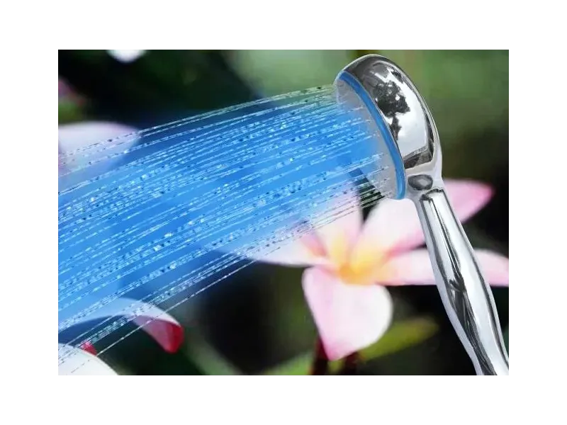Douche lumineuse - LED Pommeau