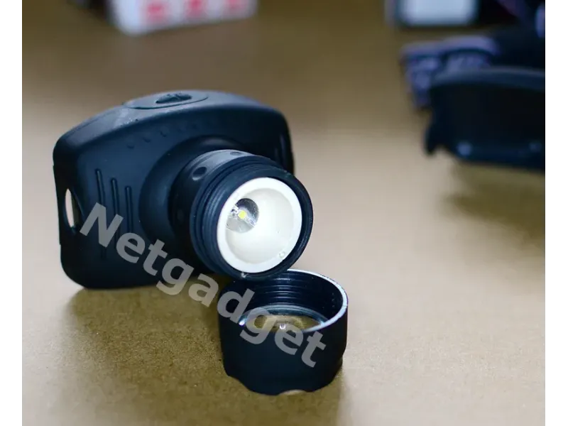 Mini lampe torche frontale 3W - Netgadget